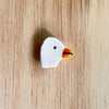 Petite épinglette en céramique Canard