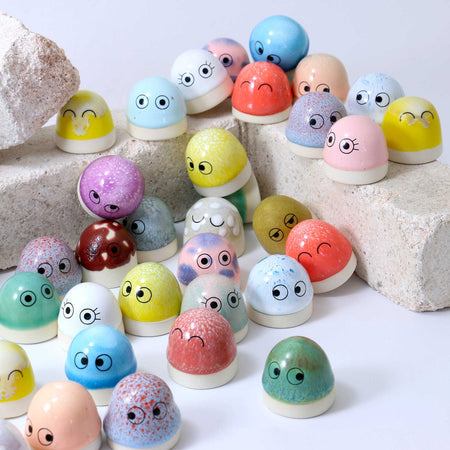 Figurine en céramique 'Dot' [couleurs variées]