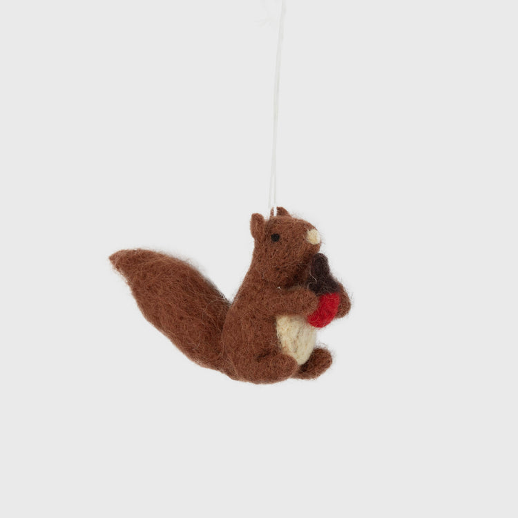 Ornement en feutre écureuil