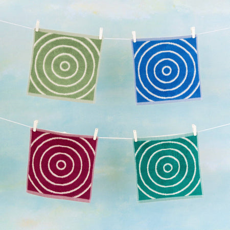 Ensemble de 4 débarbouillettes multicolores