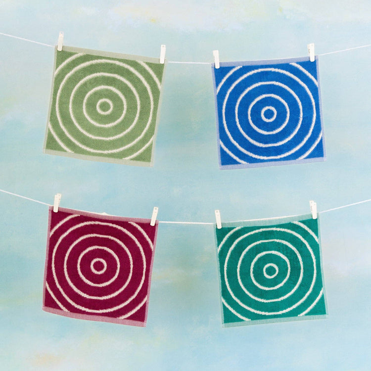 Ensemble de 4 débarbouillettes multicolores