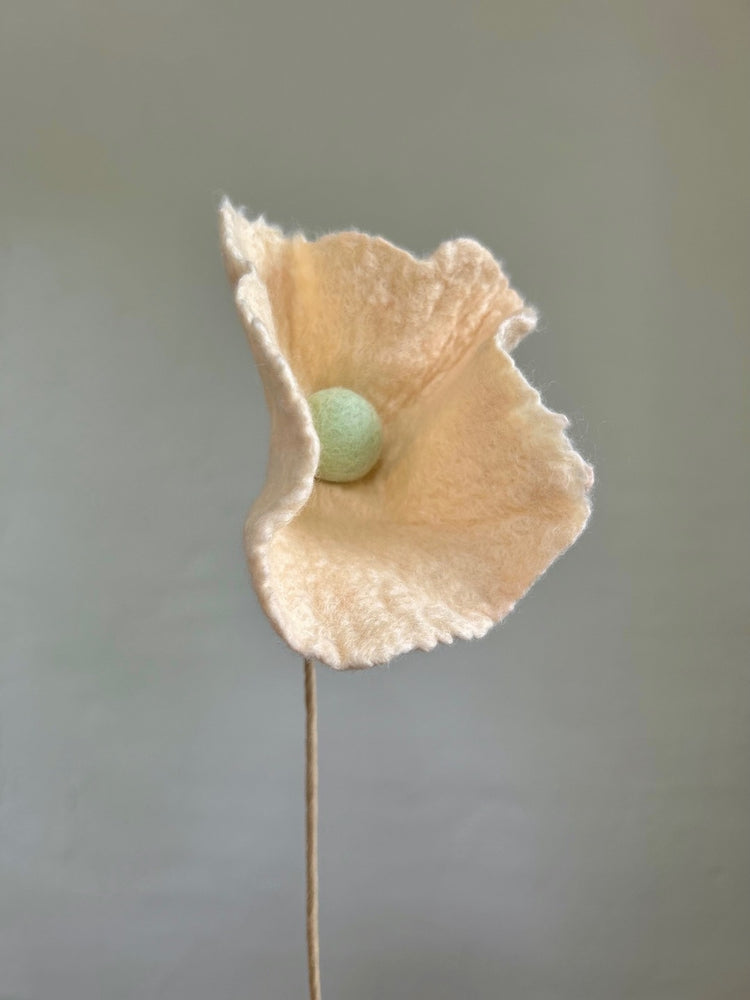 Fleur en feutre [couleurs variées]