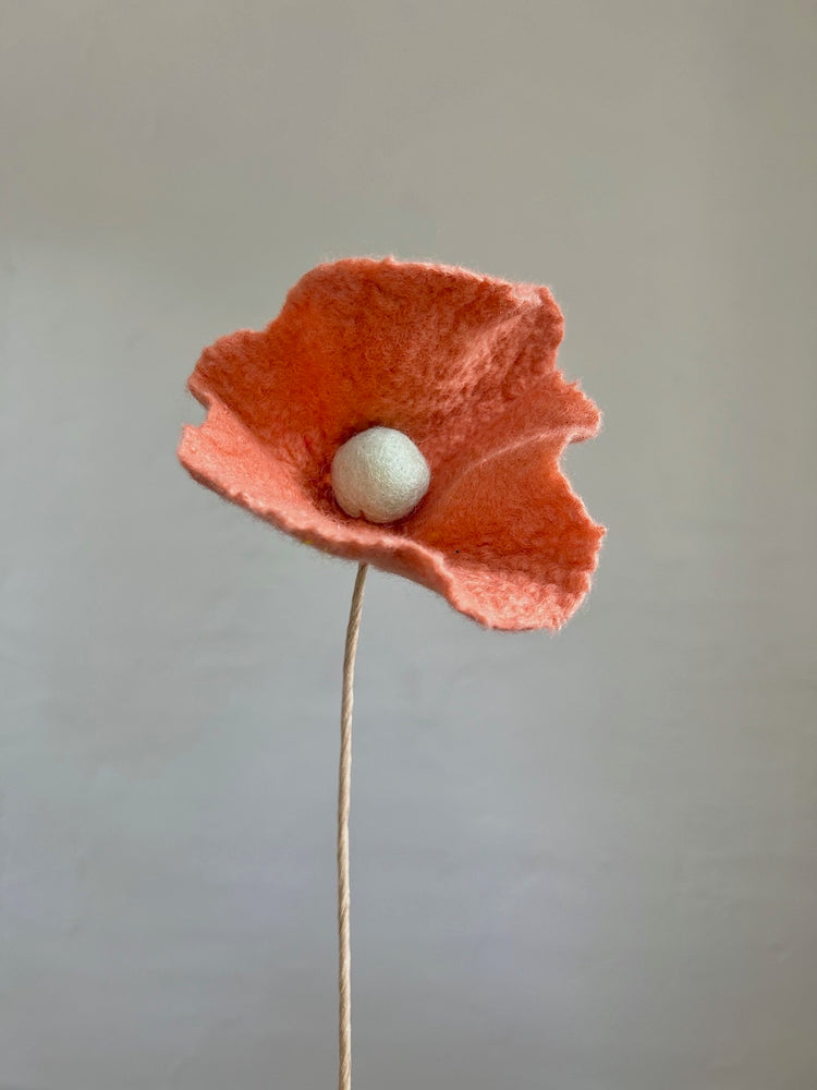 Fleur en feutre [couleurs variées]