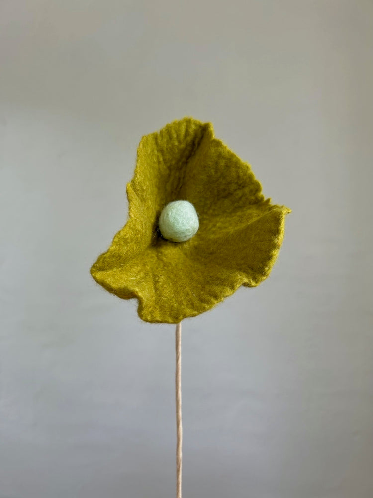 Fleur en feutre [couleurs variées]