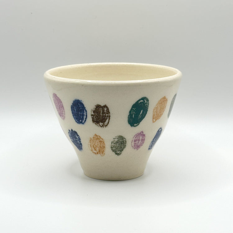 Ceramic color test cup