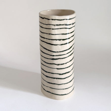 Vase rayures horizontales vertes