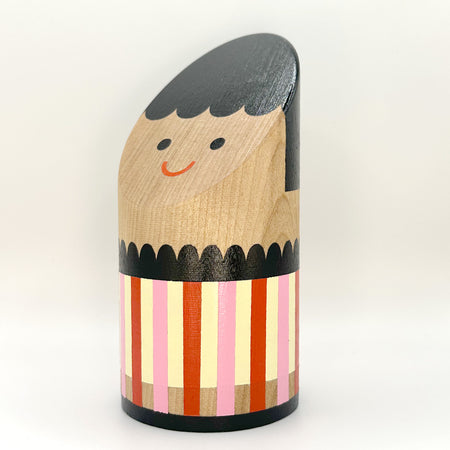 Wooden figurine 'Jaqueline'