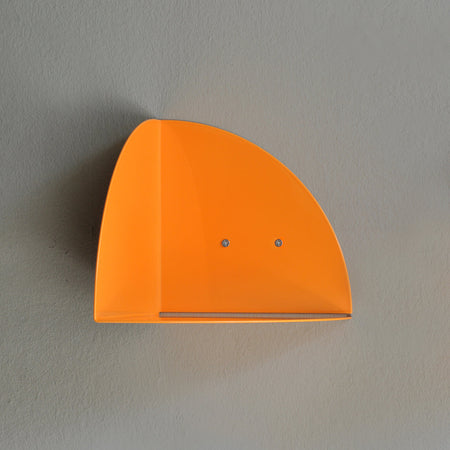 Tablette d'angle orange