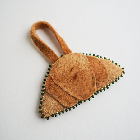 Ornement en cuir Croissant