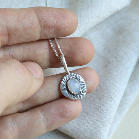 Médaillon Reverie avec chaîne et Pierre de lune