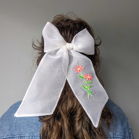 Ruban blanc brodé fleur