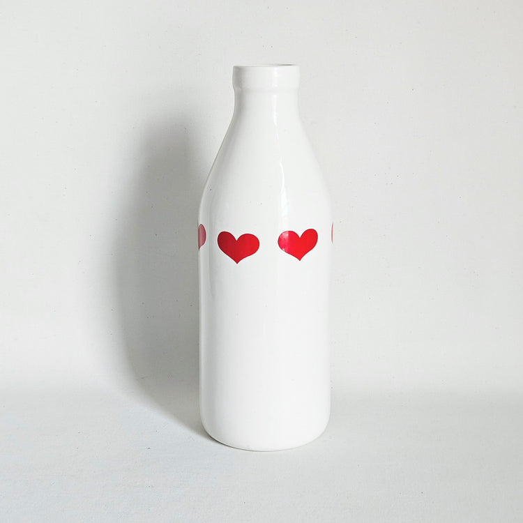 Bouteille en céramique vintage Coeurs