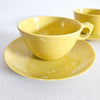 Lot de tasses et soucoupes vintage en mélamine Tropicale [couleurs variées]