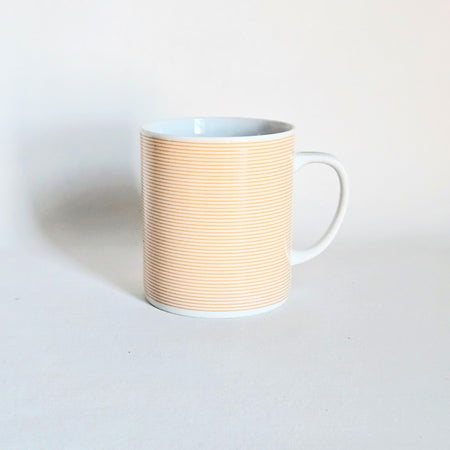 Tasse vintage en céramique, Studio Nova
