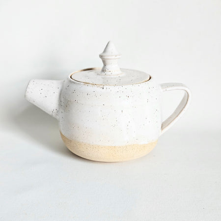 Théière en céramique artisanale seconde main