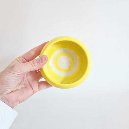 Coupelle en céramique jaune artisanale seconde main