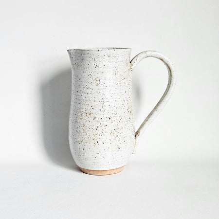 Pichet en céramique artisanale seconde main