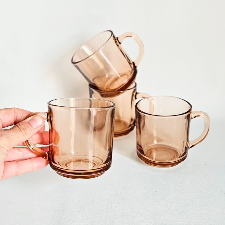 Duo de tasses vintages en verre trempé rose