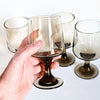 Duo de verres à pied fumés vintages GM