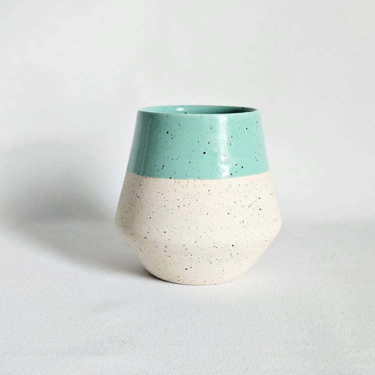 Tasse en céramique artisanale Hoya seconde main