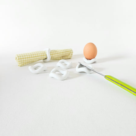 Lot de 6 coquetiers/ronds de serviettes/porte-couteaux wavy