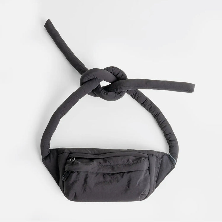 Knotflex black fanny pack