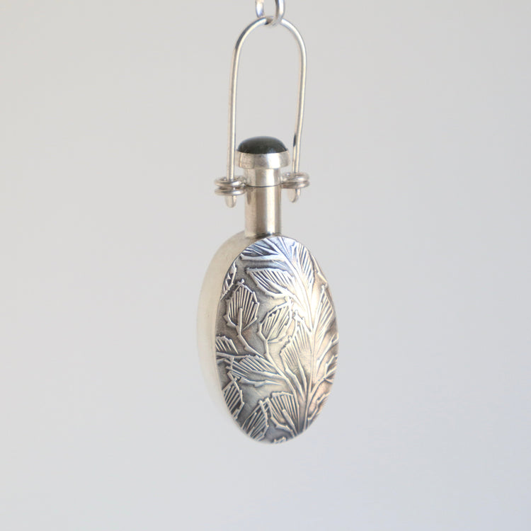 Collier pendentif Solenne - Labradorite