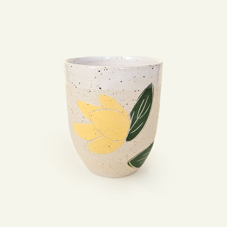 Flowered stoneware tumbler 'Magnolia' 