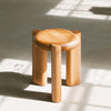 Tabouret en chêne rouge [formats variés]