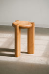 Tabouret en chêne rouge [formats variés]