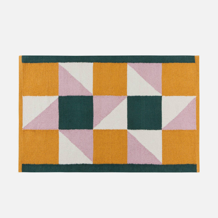 Petit tapis tissé Sequence Fomation