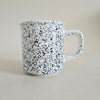 Tasse en céramique vintage mouchetée